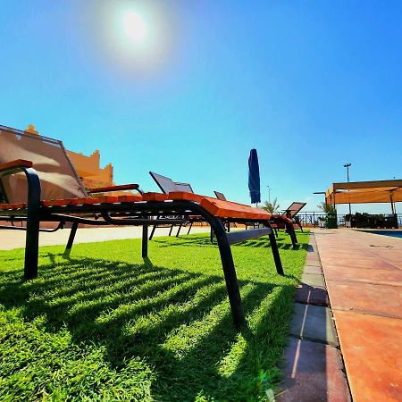 Front Line Heaven Hotel Al Burj Exterior foto